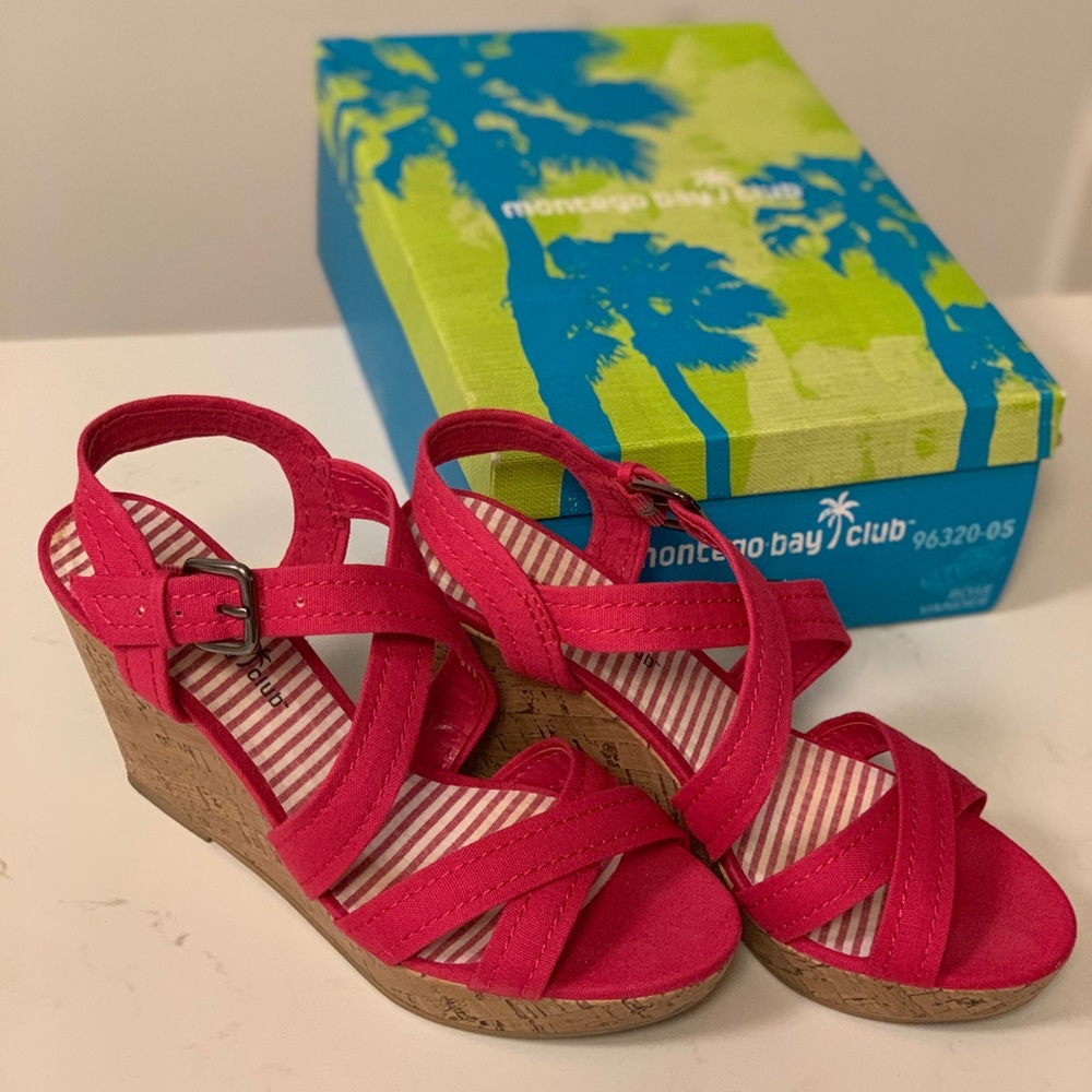 Cute Woman’s Pink Sandals